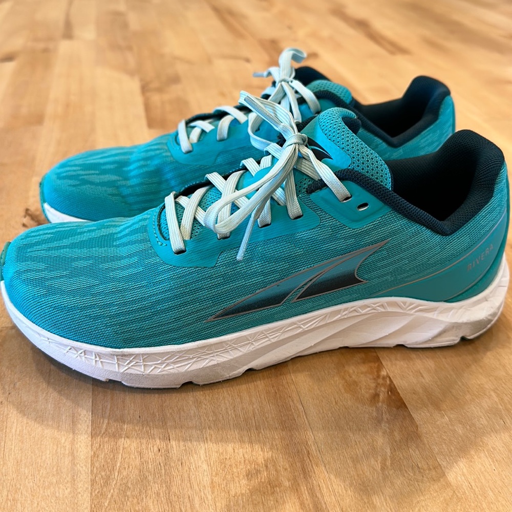 Altra Rivera Road-Running Women Size 7